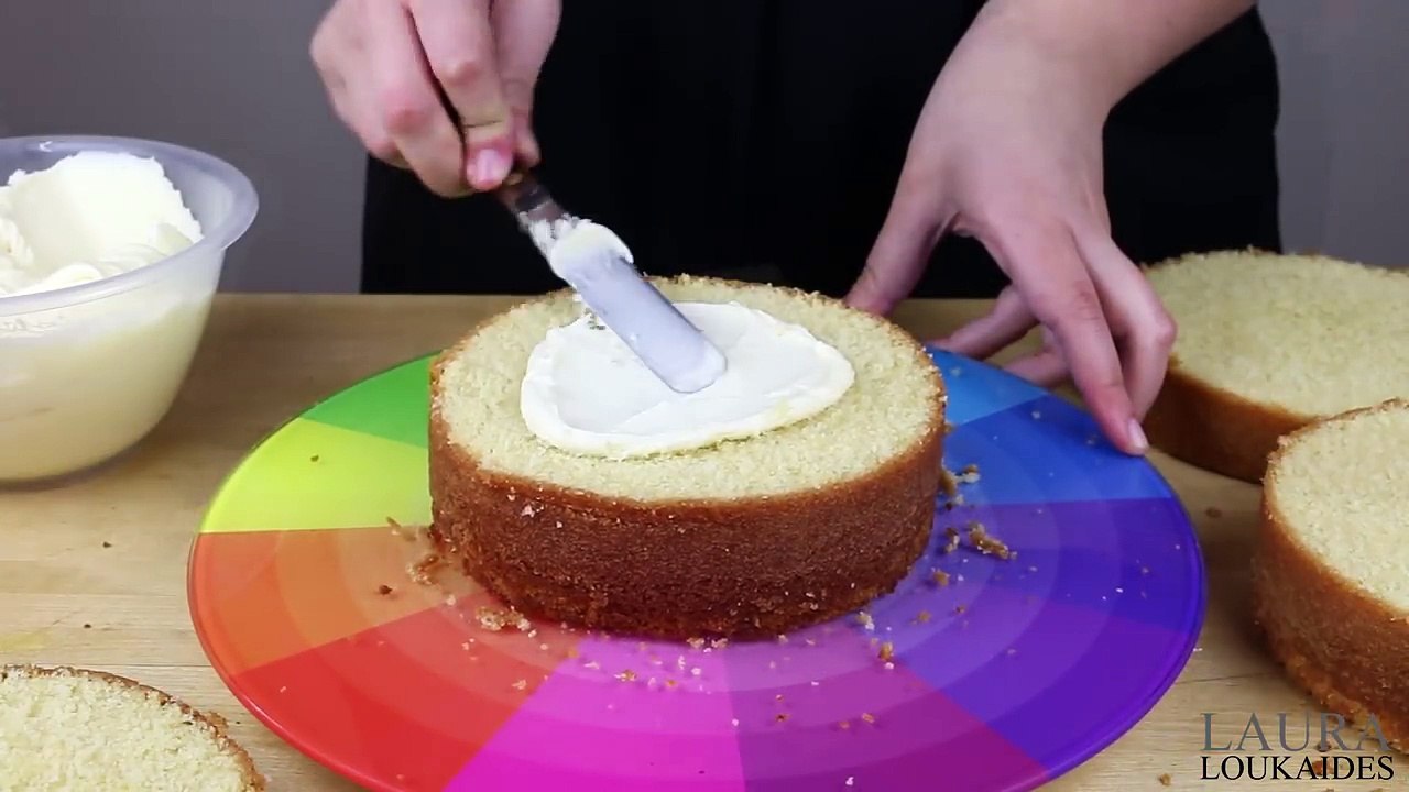 How to Make a 3D Cat Cake - Laura Loukaides