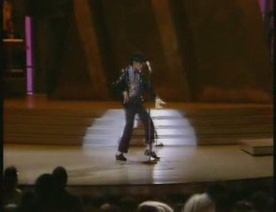Michael Jackson - billie jean Motown Anniversary 1983