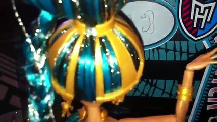 Monster High Nefera (review en français) by MHFF