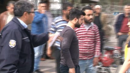 Sokak ortasında silahlı kavga: 4 yaralı