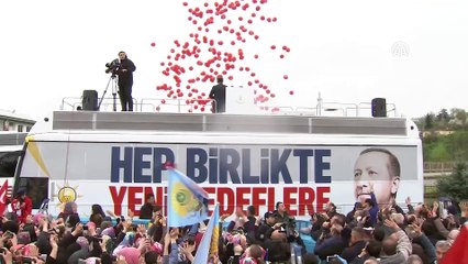 Cumhurbaşkanı Erdoğan, salon dışındaki vatandaşlara hitap etti - TRABZON