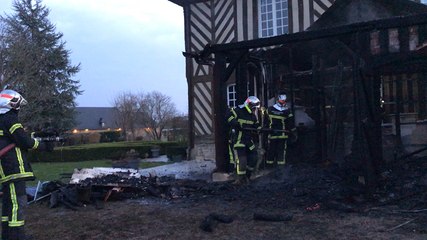Incendie dans un manoir normand