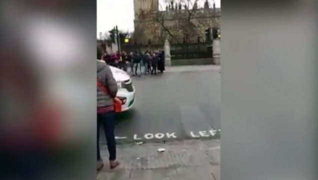 Londres el momento del tiroteo y carreras de pánico insolito