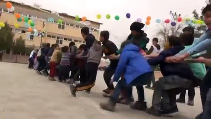 Suriyeli Yetimler Doyasıya Eğlendi