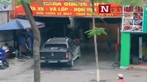 Lật tẩy thủ đoạn trộm cắp của nhóm nhân viên rửa xe ô tô tại Hà Nội
