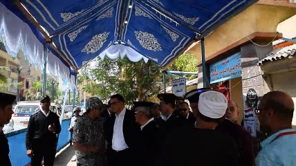 مدير أمن الأقصر يتفقد اللجان ويؤكد على فحص المترددين على المقرات الانتخابية