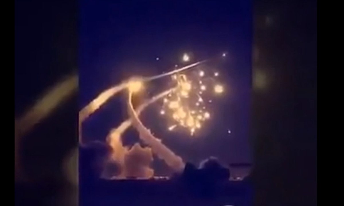 Pemberontak Yaman Tembakkan Rudal ke Arab Saudi