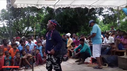 AMAZING SINGING PERFORMANCE BY COMEDIAN  OF MANGALPUR DRAMA PARTY AS PAPA KEHTE HAI NICE ONE MUST WATCH