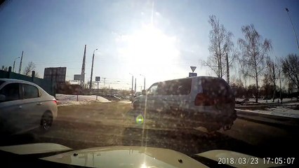 Belle Ligne droite avec sa voiture #Crash