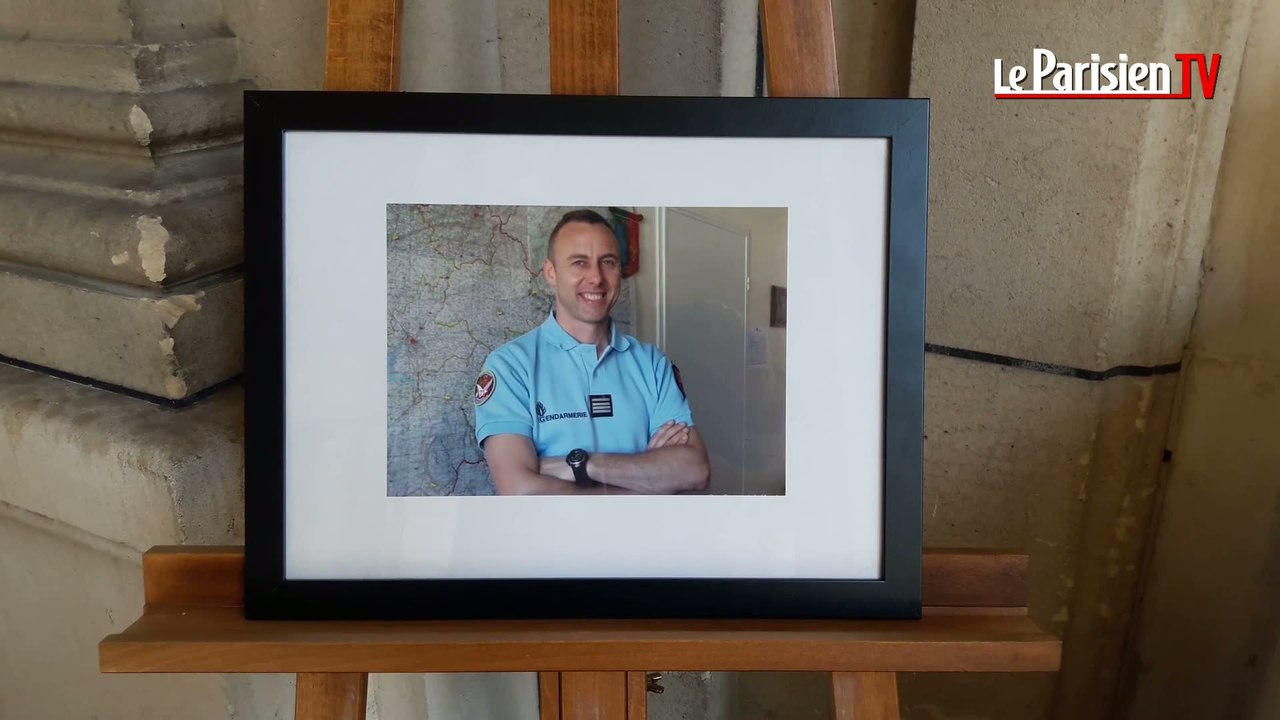 Arnaud Beltrame : l'hommage de ses anciens collègues de la Garde républicaine