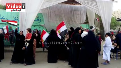 احتشاد السيدات أمام لجان الوراق للمشاركة فى انتخابات الرئاسة