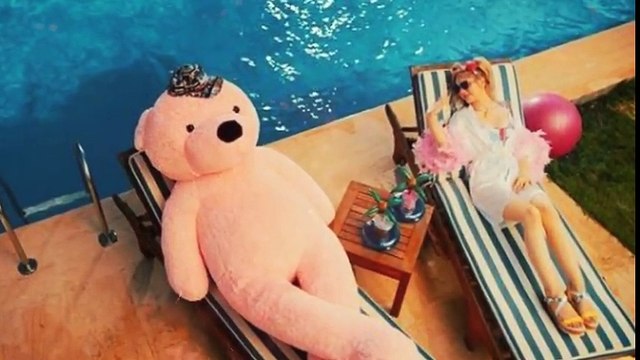 Aleyna Tilki’nin “Sen Olsan Bari” Klibi Bilinçaltı Pedofili Öğeler mi İçeriyor