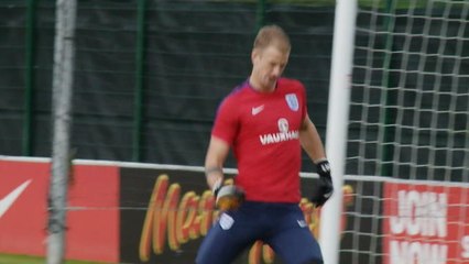 Southgate hails 'professional' Hart