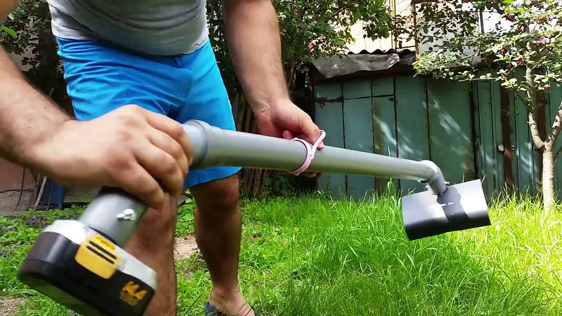 ⁣kako da sami napravite rucnu kosilicu za travu