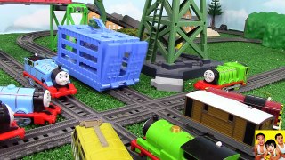 EXTRAORDINARY ENGINES|THOMAS AND FRIENDS TRACKMASTER HUGO & SKIFF| Thomas& Friends Toy Trains