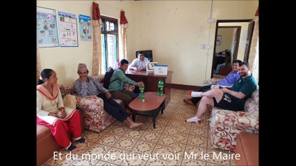 Visite du village natal de Nawaraj