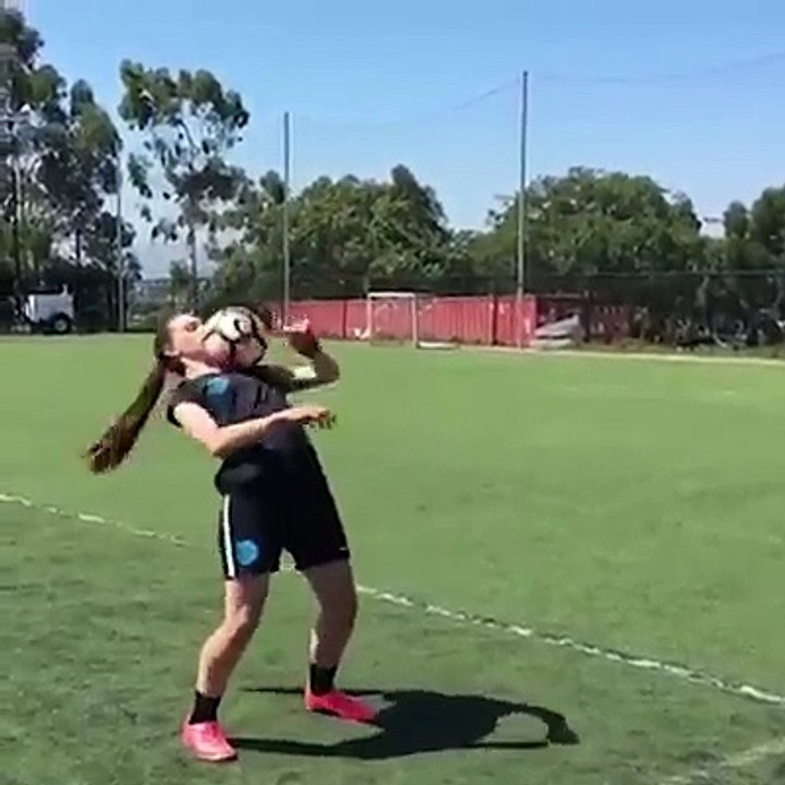 funny dootbal on girls play