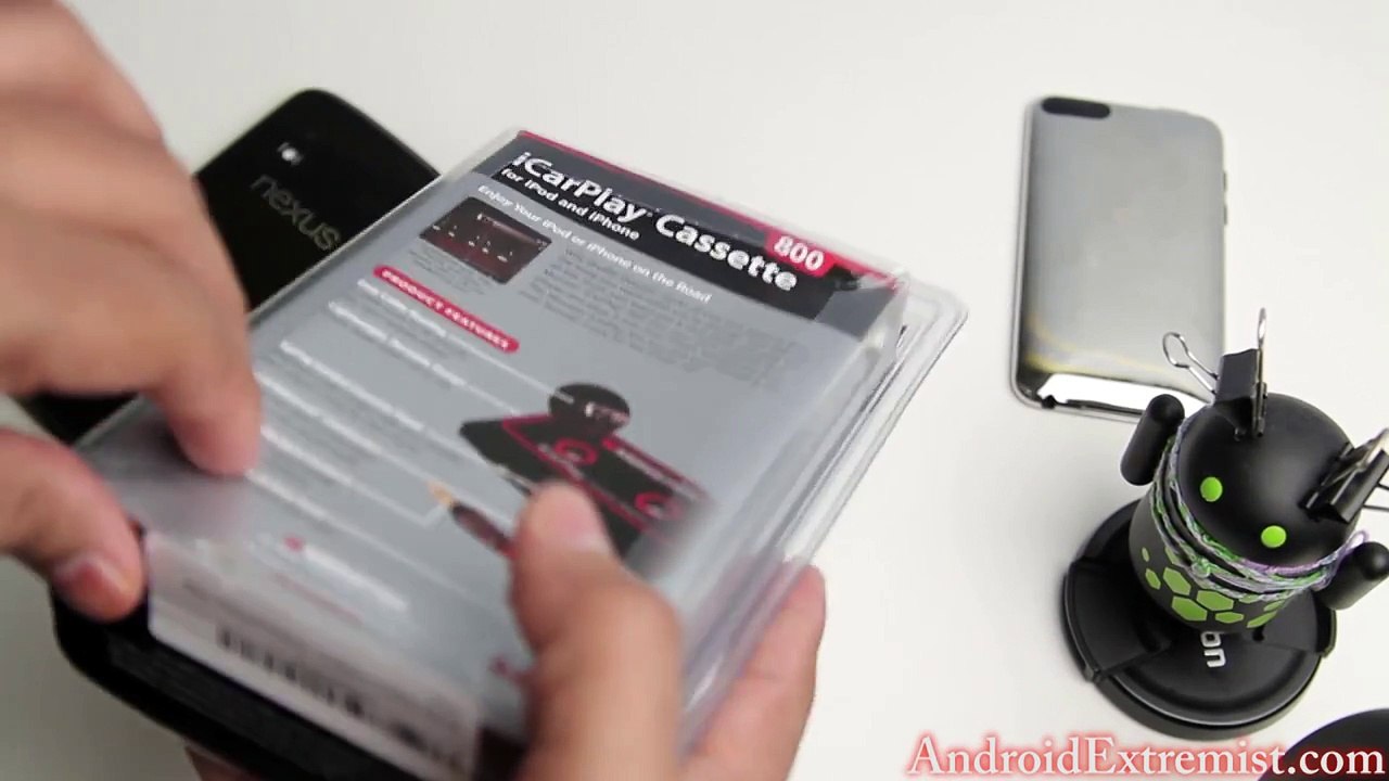Unboxing of Monster iCarPlay Cassette Adapter 800