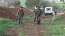 - Namlular Tel Rıfat’a Çevrildi- Özgür Suriye Ordusu Askerleri Tel Rıfat’ın Sıfır Noktasında Mevzilendi- Öso Askerleri, Taciz Ateşi Açan Teröristlere Ateşle Karşılık Verdi