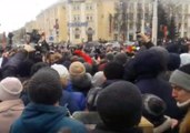 Protesters Gather in Kemerovo Following Deadly Mall Fire