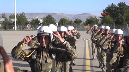 Kayseri de Komandoların Saygı Atlayışı 2