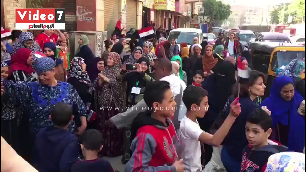 شاهد احتفالات المصريين بالمشاركة فى الانتخابات الرئاسية بالمرج