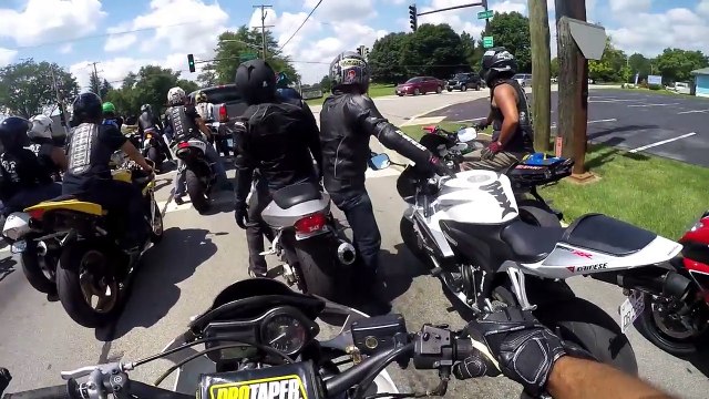 Truck Road Rage Attempt to Wipe Out Bikers ViralHog
