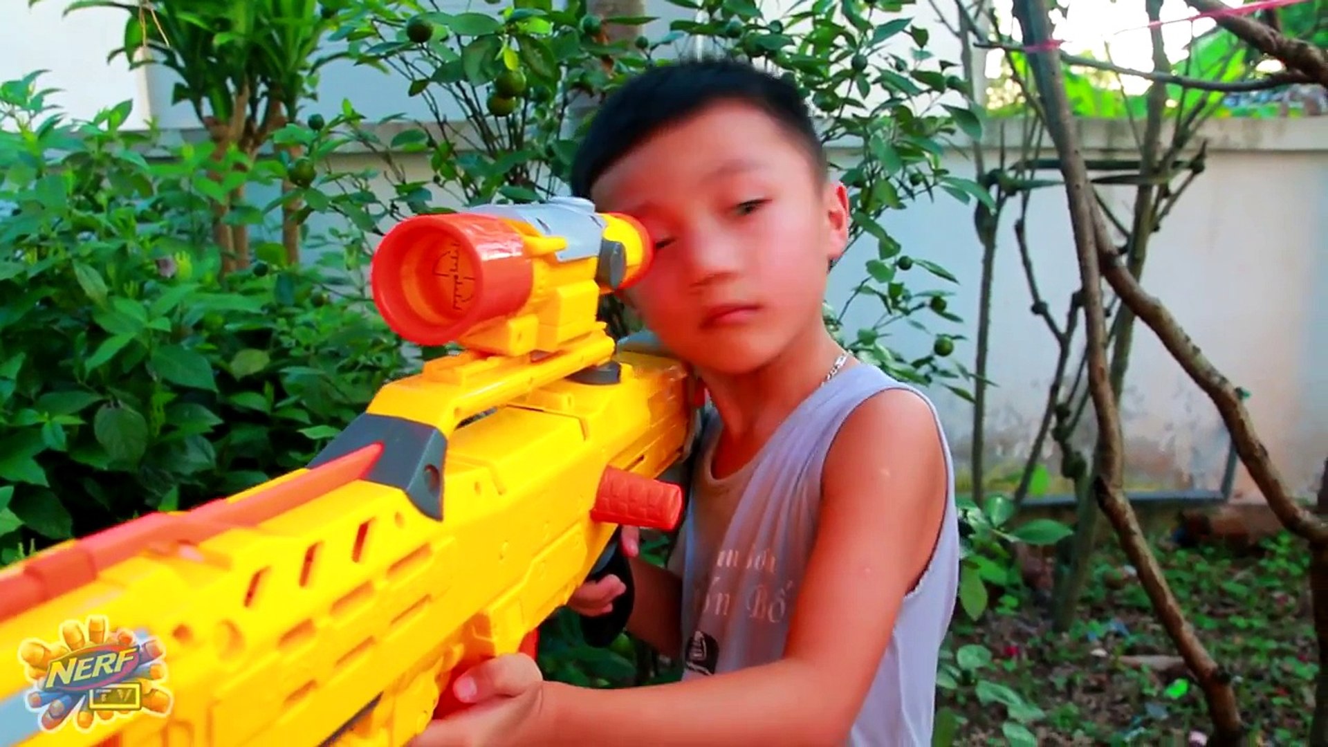 Gun & Gun - Superheroes action nerf war Sniper MEGA vs Sniper N-Strike _ GUN  BABY 9 - video Dailymotion