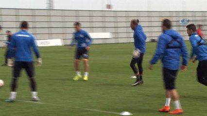 İbrahim Üzülmez: “Aslanlar gibi mücadele edip Rizespor’u hedefine ulaştıracağız”