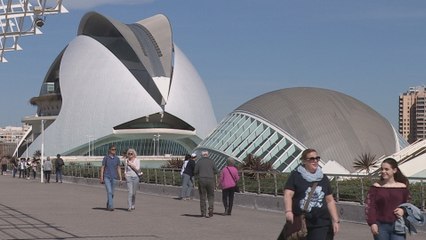 València recibe a la Semana Santa con sol y 24 grados de temperatura