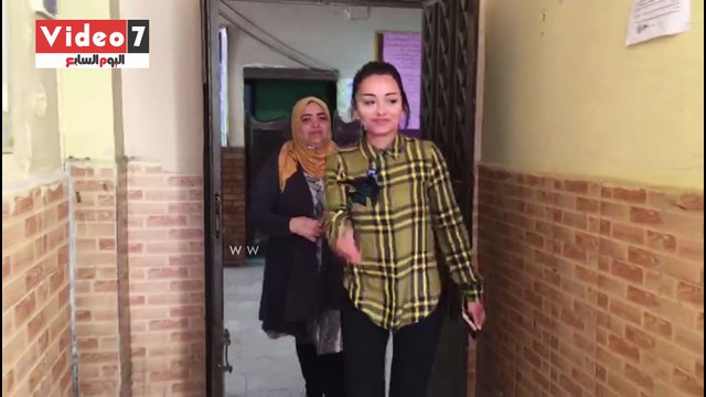 الفنانة راندا البحيرى تدلى بصوتها فى الانتخابات الرئاسية