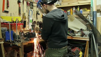 Как сделать походный топор из херового топора Своими руками