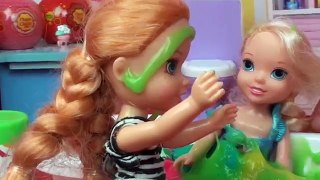 Anna and Elsia Toddlers Play with Putty Goo - Slime Baff Stories with Toys and Dolls Elsya and Annya