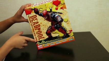 Распаковка коллекционных фигурок Харли Квинн и Дэдпула