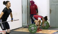 Lifter Terus Berlatih Demi Raih Emas di Asian Games