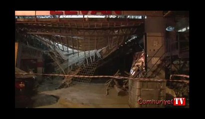 Asma kat işçilerin üzerine çöktü: 2 yaralı
