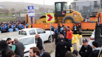 Kartal’daki park sorunu zabıtaları karşı karşıya getirdi