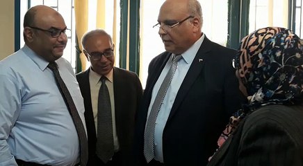 رئيس لجنة العليا للانتخابات بمدرسة الطبري الاعدادية مصر الجديدة