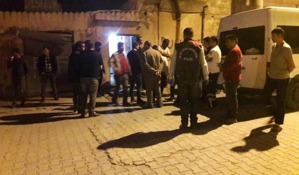 Ailesinin yanına gitmek için biriktirdiği parayı kaybedince canına kıydı