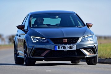 SEAT Leon Cupra R 2018 review