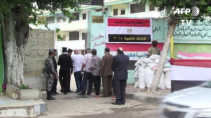 Egípcios votam no último dia da eleição presidencial