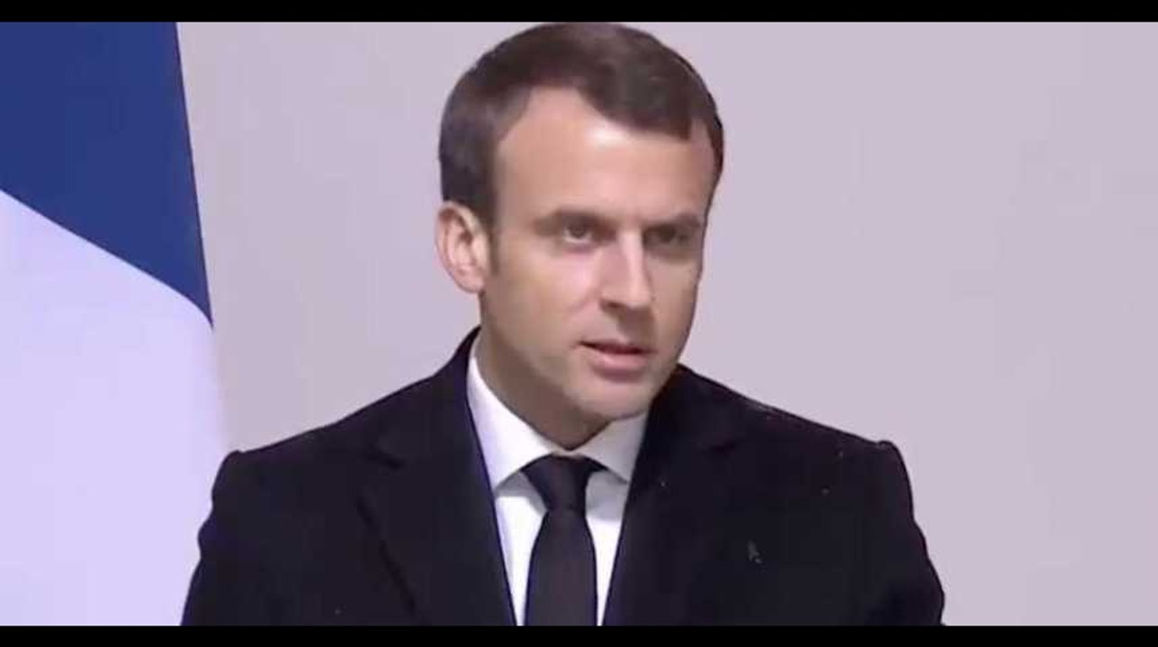 L'hommage de Macron à Arnaud Beltrame : "Il s'est avancé seul vers le terroriste"