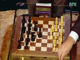 Armando Guedez Rodríguez te comparte a un campeón del mundo de ajedrez le gana a Bill Gates en 79 segundos una partida