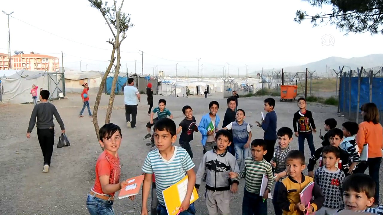 Suriyeli öğretmen Erdoğan sevgisini tuvaline yansıttı - GAZİANTEP