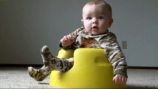 Couple Finds Strangers’ Wedding Album While Cleaning Apartment