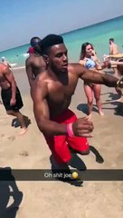 Il tente un Backflip et eclate une fille... Oups désolé!