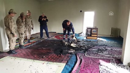 Cemevinde 2. kez yangın çıkarırken dumandan etkilendi - ERZİNCAN