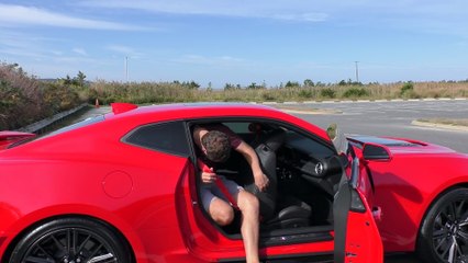 The 2017 Chevy Camaro ZL1 Is an Amazing Bargain For $65,000