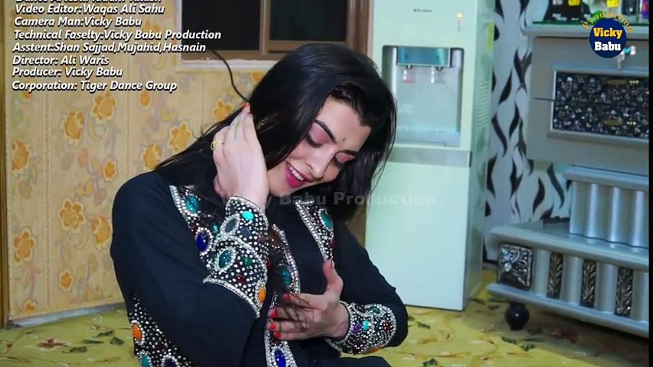 Madam Talash Jan - Singer Wajid Ali Baghdadi & Muskan Ali - New Dance Video