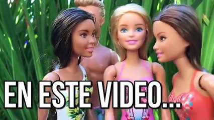 Barbie y sus amigas van de fiesta en la piscina con flotadores gigantes y hacen broma a Raquel